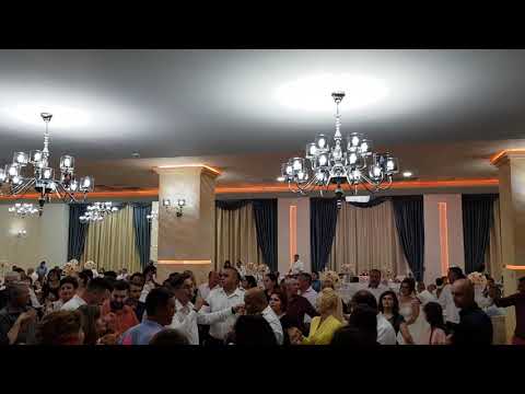 Nunta Anului la Curtea de Arges cu Solistul Valentin Poienariu - tel : 0741068162 / 0766751805