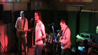 looking yonder wall - b l u e w o r k ( live at 'station charlotte')