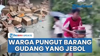 Warga Punguti Barang Hanyut dari Gudang Supermarket yang Jebol Imbas Bencana Banjir di Cirebon