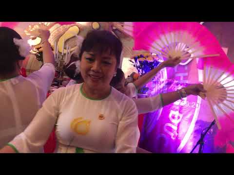 MÚA MỪNG LỄ GIỖ TỔ DÒNG HỌ DƯƠNG VIỆT NAM TẠI CHLB ĐỨC