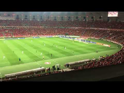 Internacional 3 x 4 Coritiba