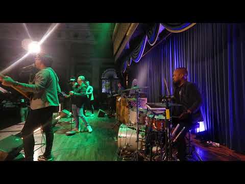 Pagiboeta band - Always , Aku Tak Biasa - Jikalau kau cinta