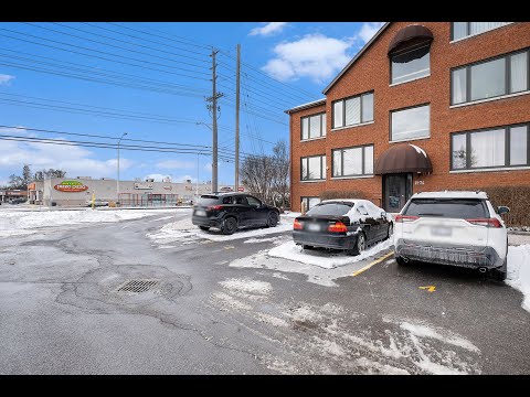 301 - 1974 St Laurent Blvd, Ottawa, ON