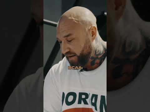 Our athlete Jamie Harrison taking you through what's in his gym bag. So what's in your gym bag? 👀🤔