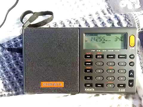 Xhdata D-808 at the beach receiving JJ1LWA & 4L/R1CC