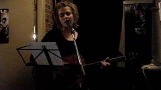 Perfectly Done - Shawn McDonald by Maartje Nijkamp