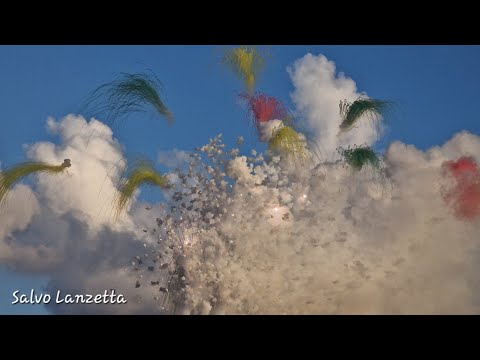 ADELFIA (BA) - GARA PIROTECNICA IN ONORE DI SAN TRIFONE (4K) 10/11/2024