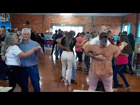 matine animado em Espigão Alto do Iguaçu clube de idosos(com marcos e margarida)