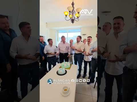 Tomas Zambrano y lideres del departamento de Copan celebran cumpleaños de alcalde Vicente Leon.