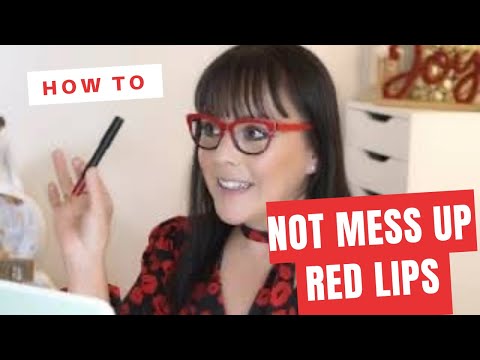 RED LIP TIPS SO YOU DON'T MESS UP - WEAR YOUR LIPSTICK LIKE A PRO IN 3 EASY WAYS