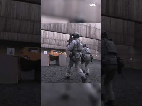 Video Thumbnail: GERMAN POLICE: Mastering Tactical Shooting - Trainings at the Shooting Ranch
