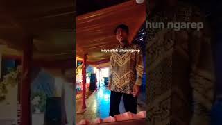 Download lagu mung iso mbayangke, kabeh kenangan. mp3