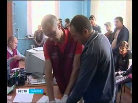 Сотрудники УФМС искали нелегальных мигрантов на рынке