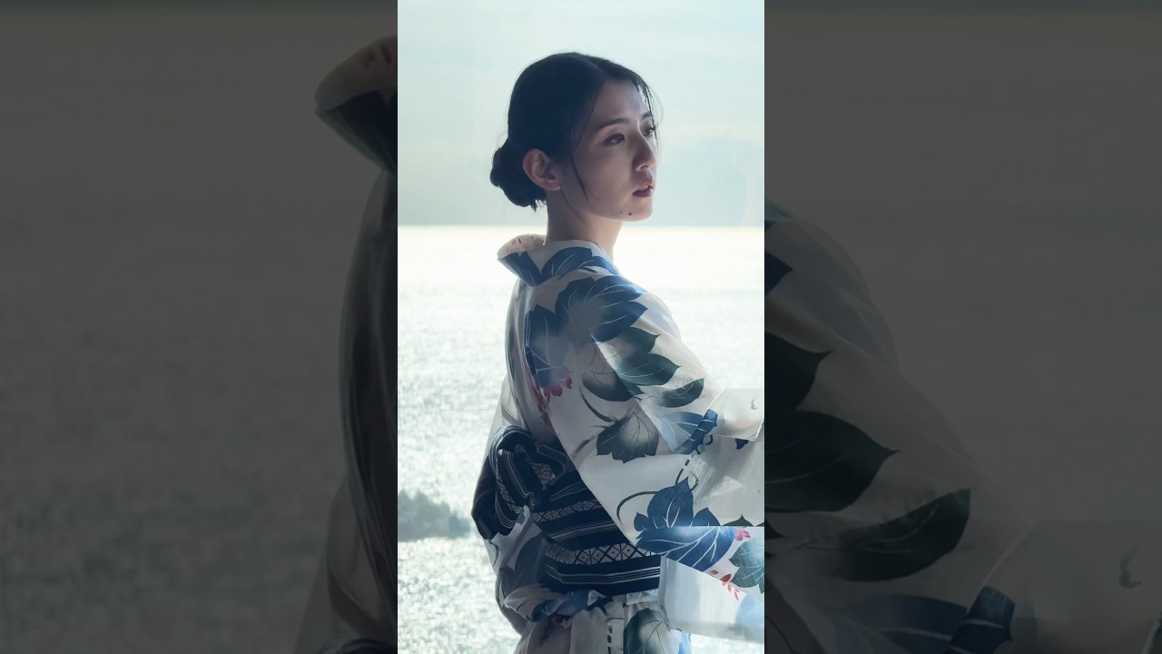 4月8日(水) 宮原華音1st写真集「K.O〜kanon origin〜」発売！ #写真集