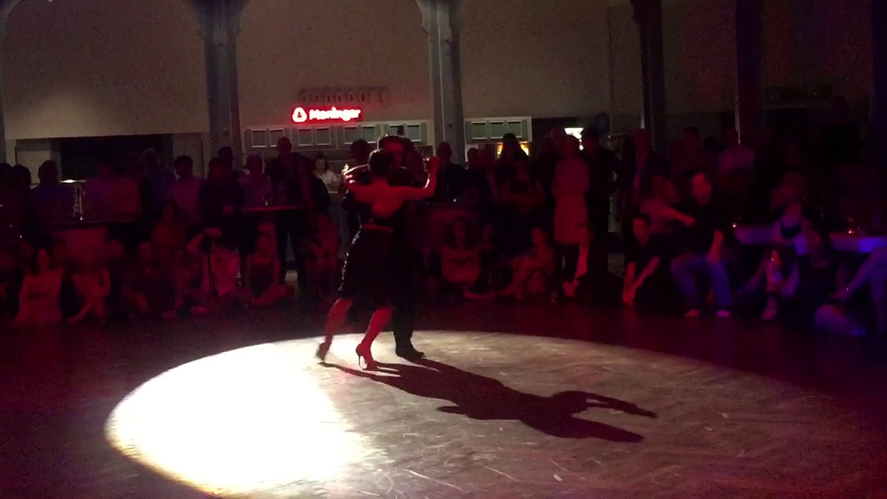 Jonathan Saavedra y Clarisa Aragon 4/4