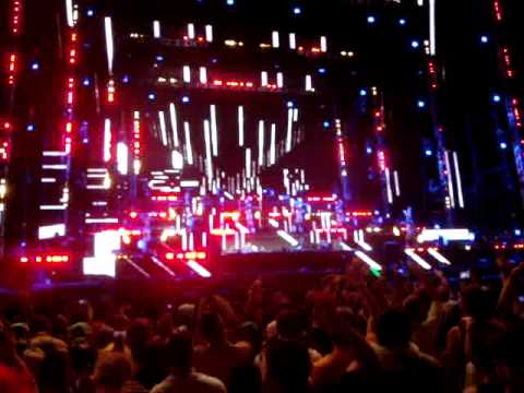 Chuckie @ EDC Las Vegas 2012 Closing Set....(HD)