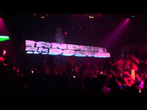 Sander Van Doorn @ The Guvernment playing Dada Life - Rolling Stones T-Shirt (Cazzette Remix) 2012