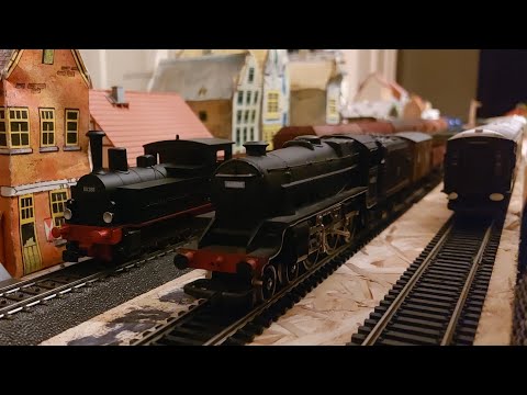 RUNNING SESSION NIGHT TIME RUNNING SESSION WITH LMS BLACK 5 #44808 MALLARD #4468 MARKLIN BR89388