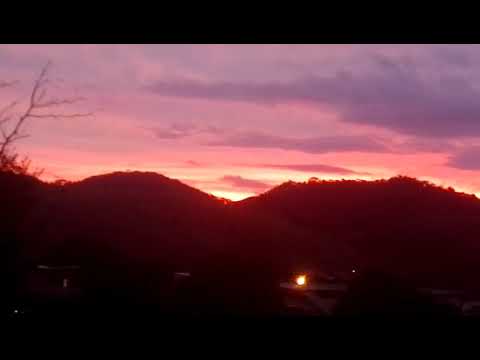 Entardecer em Santos Antônio do Aventureiro MG