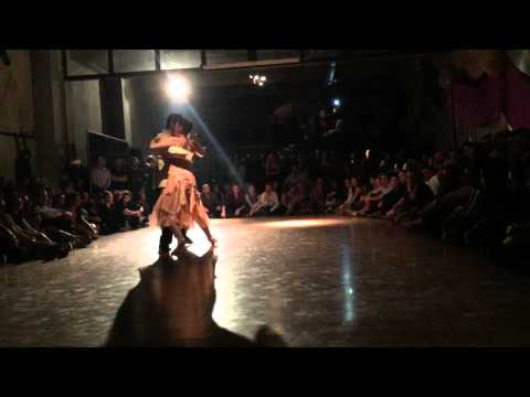  Melina Mouriño  and  Julio Altez  are  dancing  to  a  milonga  at  Athens TangoLovers  in  2016