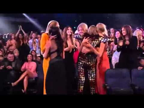 VMAS 2015 Video Of The Year (Demi Lovato Reaction)