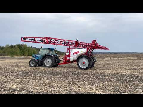 Пръскачка AGS 2500 EN/HP с щанга 21m HP  - Agromehanika  в реални условия на работа