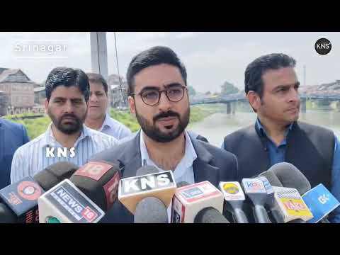 Public Safety a Priority, Budshah Bridge to Get Fencing: DC Srinagar #akshaylabroo .  Says suicide incidents were rising from the bridge; it was a public demand as well, and work will begin soon.