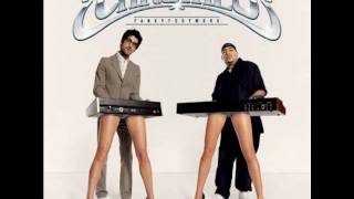 chromeo - waiting 4 u ( album version &amp; lyrics )