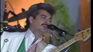 Los tigres del norte en furia musical  Carta abierta y El maestro