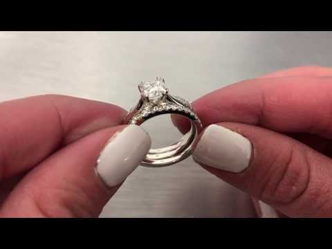 Solitaire Diamond Engagement Ring with Jacket 18K White Gold