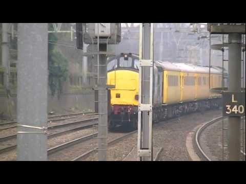 37611+612 THUNDER through Manor Park 12/02/13