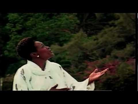 HYMNE AU DRAPEAU "HAITI" CAROLE DEMESMIN