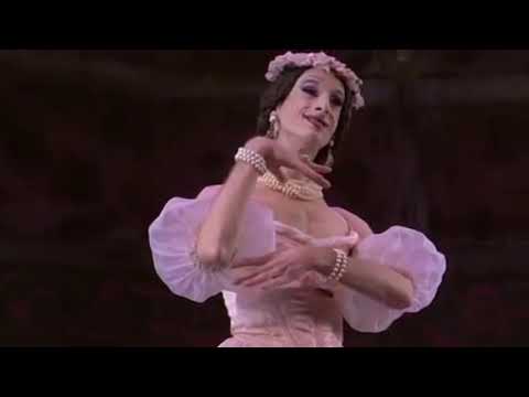 Les Ballets Trockadero - Le Grand Pas de Quatre
