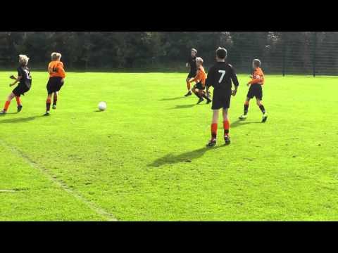 3 okt 2015 DESTO C1 - VV De Meern C2 com 0-5 Doelpunt Koen, helaas buitenspel
