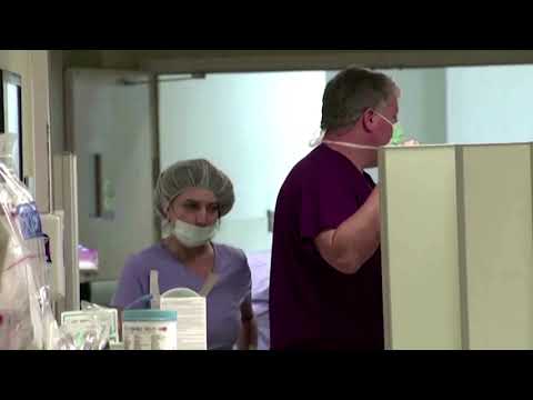 美國各州在COVID-19激增的情況下再次嚴打。 (U.S. states clamp down again amid COVID-19 surge)