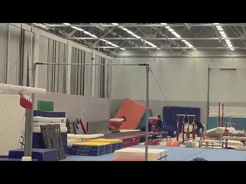 Artur Dalaloyan training vault - Dec 2019