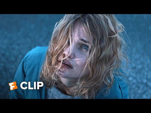 Mortal (Clip 'Storm on the Bridge')