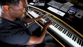 Video thumbnail of "brian mcknight  how i play 101 (tutorials) back at one intro"