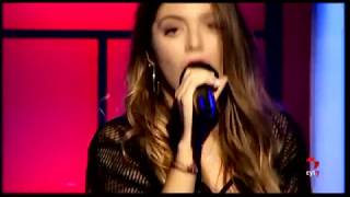 Ana Mena interpreta &#39;Ahora lloras tu&#39;