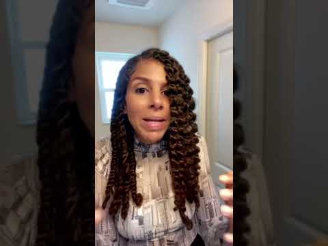 SWIMMING & HAIR DAMAGE! #swimming #naturalhair #curlyhair #leaveinconditioner #naturalhairjourney