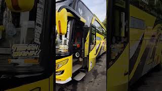Download lagu Ga Perlu Mahal cukup 140 ribu dah sampai Pemalang😍 #bus #dewantara #fyp #shorts #trending #busmania mp3