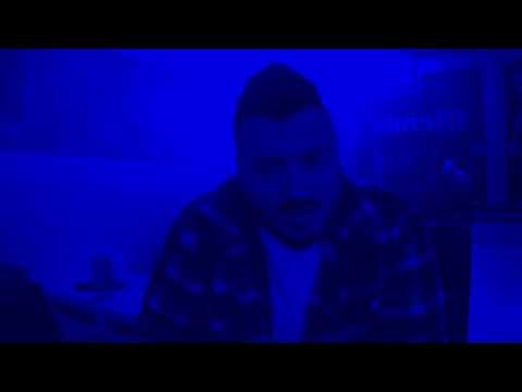 Clint - Sie Drehen Durch (Prod. Sousa)