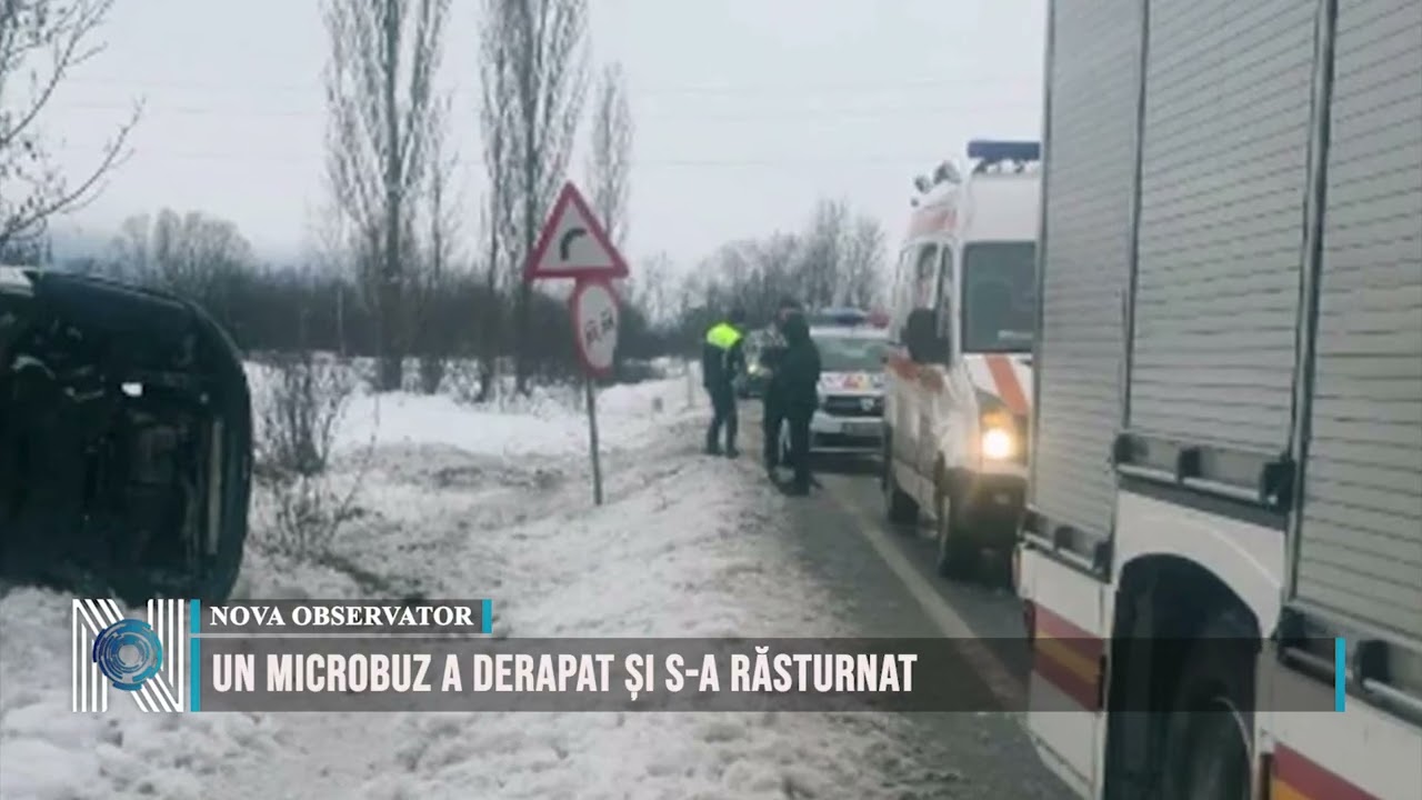 UN MICROBUZ A DERAPAT ȘI S-A RĂSTURNAT