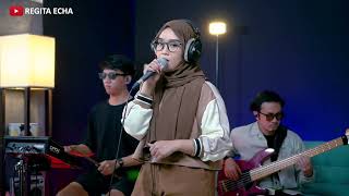 Download lagu JELAS SAKIT - SOUQY (COVER BY REGITA ECHA FT 3 LELAKI TAMPAN) mp3