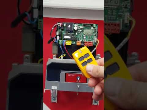 BFT Antriebssysteme Mitto Handsender anlernen am Schiebetor