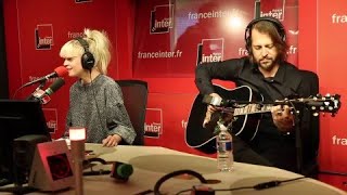 HollySiz chante Whitney Houston dans Boomerang