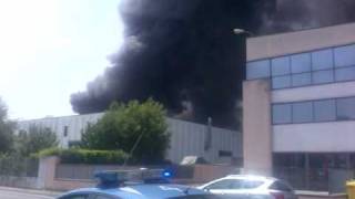 preview picture of video 'Incendio zona industriale di Marcon (VE)'