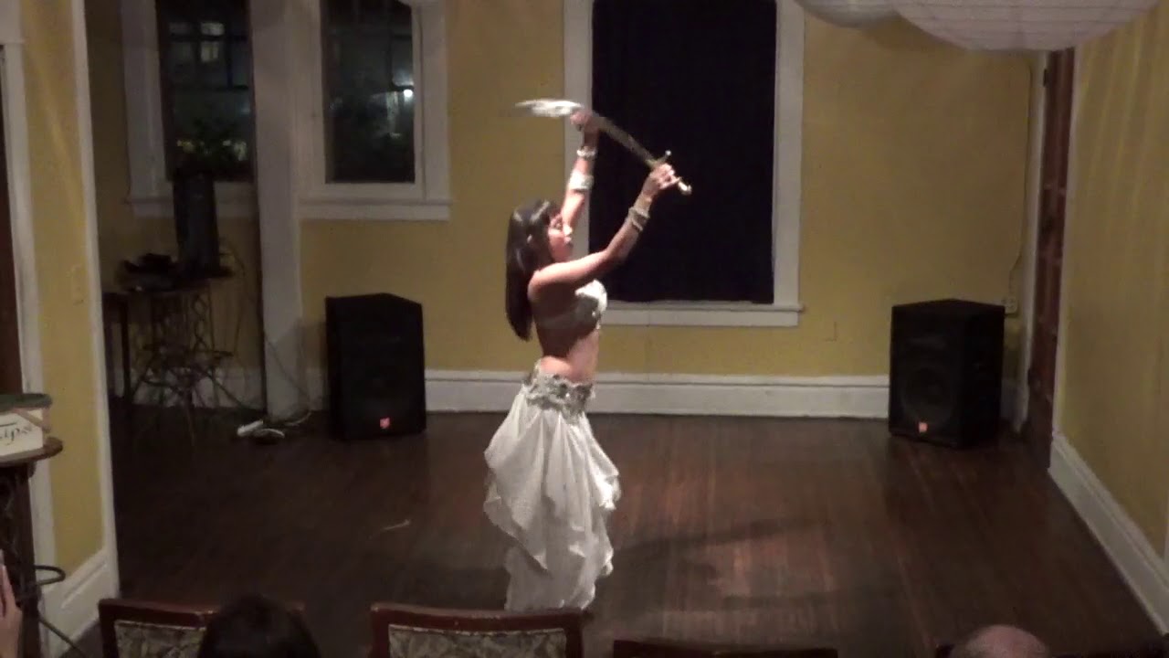 Promotional video thumbnail 1 for Vera Bellydancer