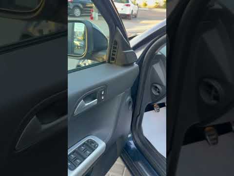 фото volvo v50 i рестайлинг 0