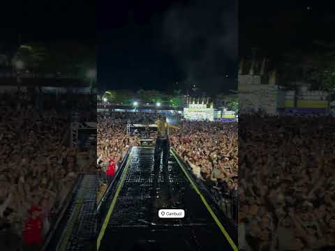 público cantando com Simone Mendes no show em Cambuci Rio de Janeiro #simonemendes #sertanejo#shorts